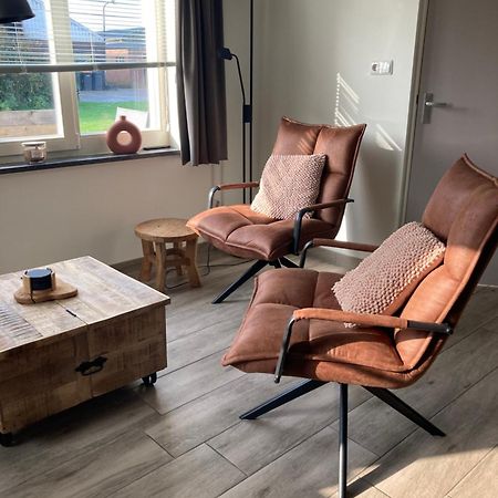 Bungalow Op Bedrijf Met Melkkoeien De Cocksdorp  Extérieur photo